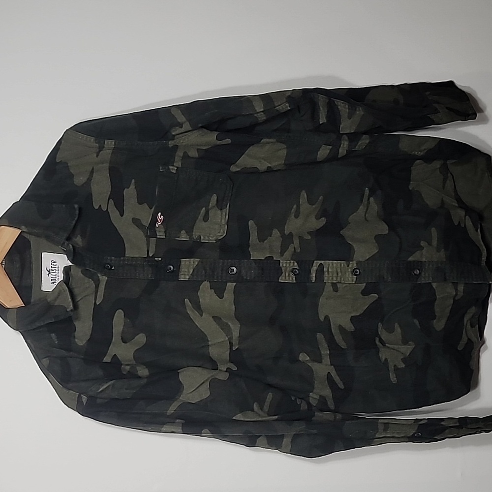 Hollister Men's Camouflage Shirt Flannel Button Down - Picture 3 of 5